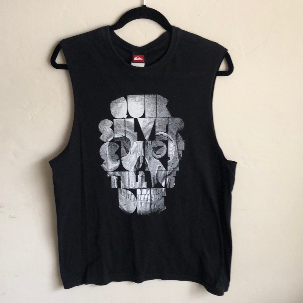 Quicksilver cutoff tank tee.